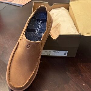 OluKai Men's Brown Slip-On Loafers size 10.5 new with box